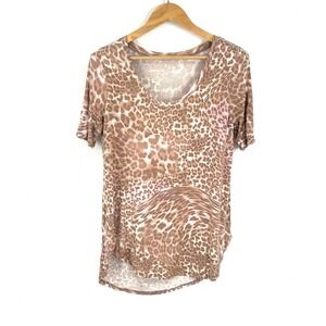 24/7 Maurices Leopard Print Scoop Neck‎ Short Sleeve T-Shirt Women's Size M